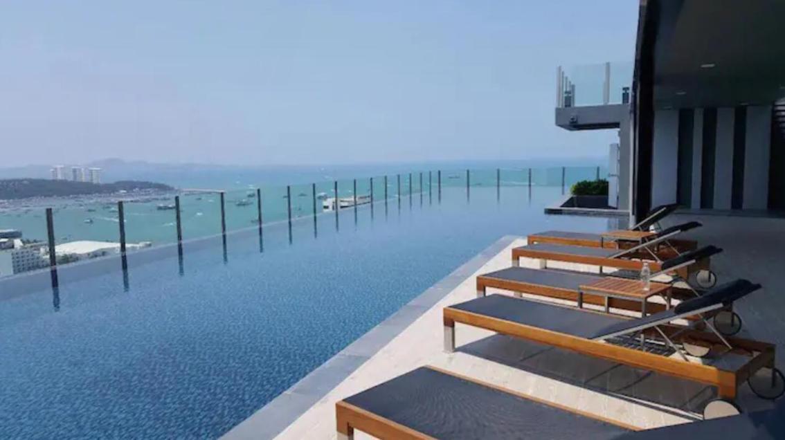 The Base Central Pattaya Quiet Room With Infinity Pool & Free Netflix Exterior foto